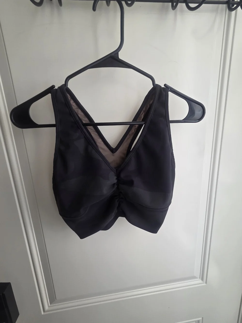Everyday V-Neck Sports Bralette - Camo Black